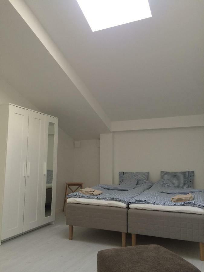 Flyingehus Gardshotell Ngoại thất bức ảnh